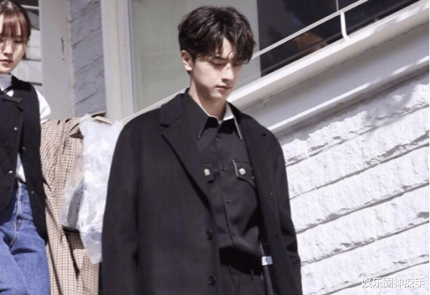 林一|他总演“姐弟恋”,小有名气却不红,国外的人气却比肩一线?