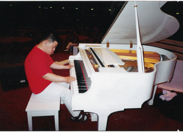 林志炫|特型演员王铁成：妥善安置51岁智障儿子的余生，深沉父爱催人泪下