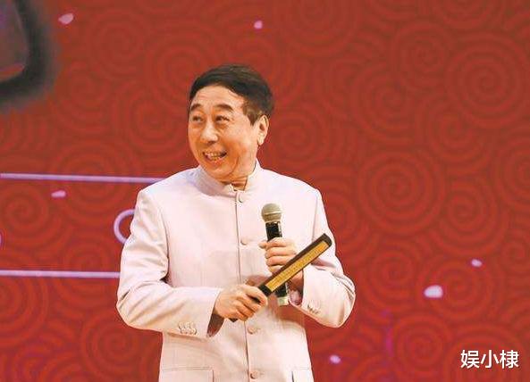 冯巩|冯巩收到女保姆张梦发来的短信：你得给我50万分手费，不然就曝光咱俩