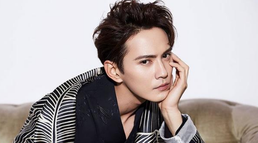 夏家三千金|《夏家三千金》这剧有毒！男女配角都火，唯独女主，被迫退圈