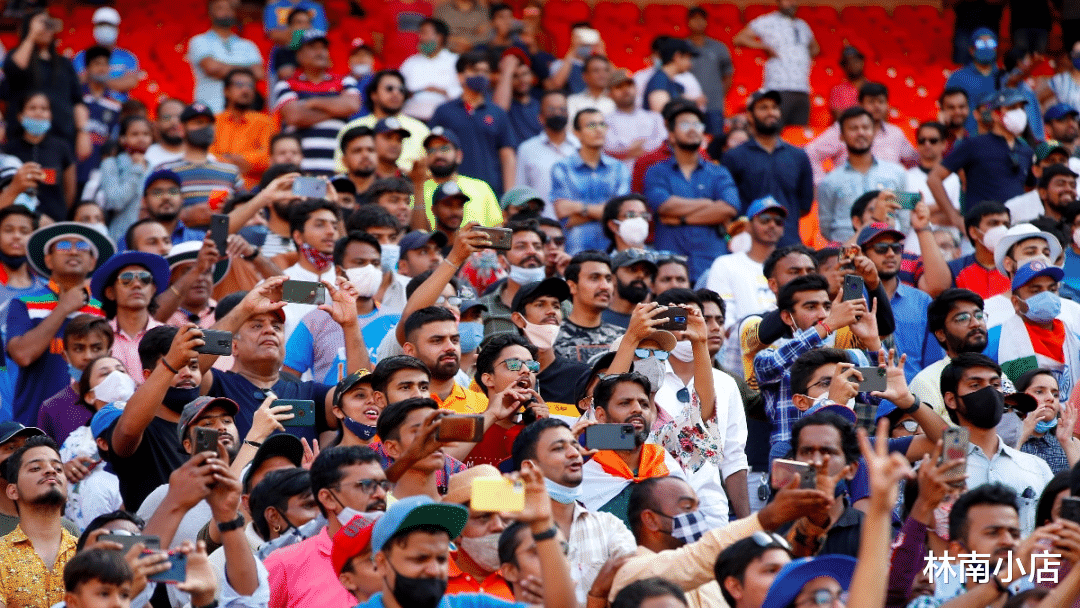 林南小店 人间炼狱，印度疫情一天新增病例超40万，焚尸炉被烧坏，当街焚尸