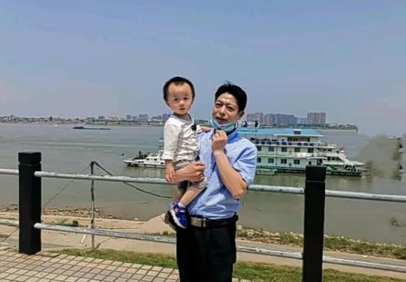 李昕言温度空间|王社莲：孩子没有手环，其它的时间长记不住了，但耿护士还没回应