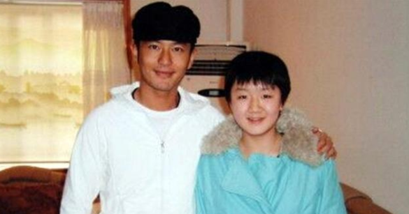 萌听小c姐|陈梦奥运会夺冠开启个人新时代，著名影视明星黄晓明骄傲的蹭热度