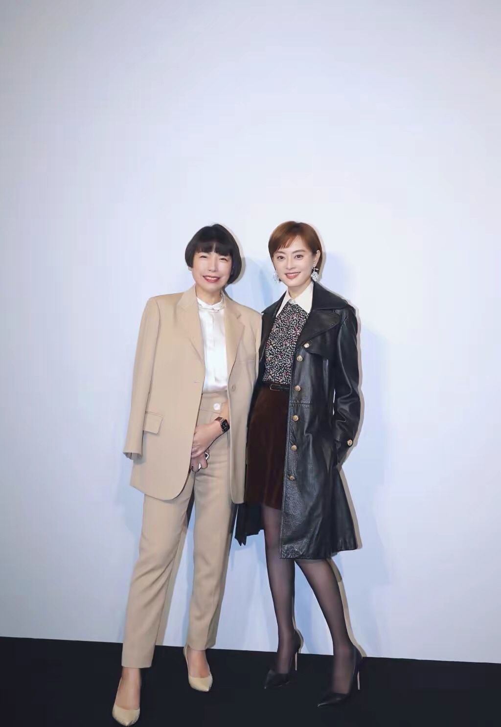 陈星旭|孙俪气质真好，穿毛绒大衣也不显臃肿，就是光脚穿高跟看着有点冷