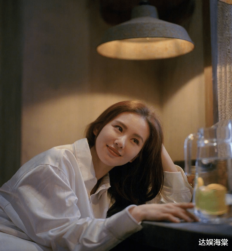 刘诗诗|刘诗诗1家3口游玩，两岁儿子布布超可爱，吴奇隆身材臃肿难掩油腻