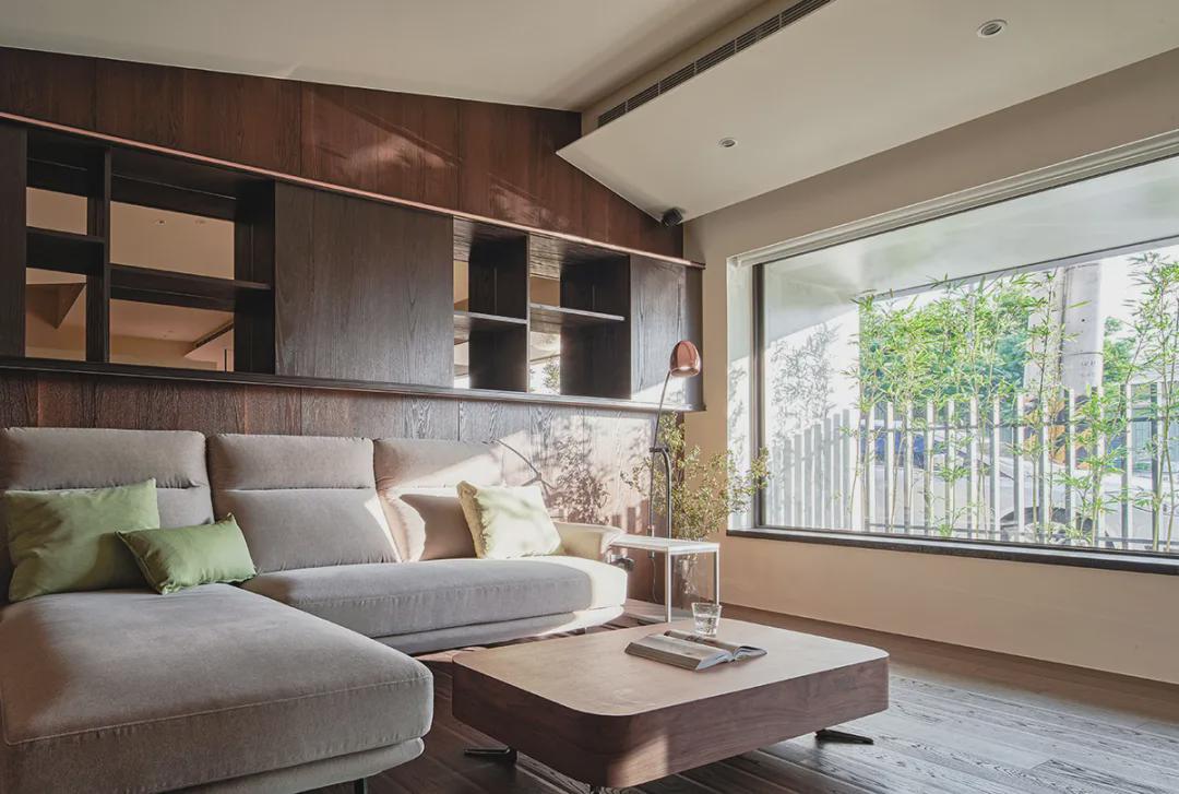 只因在日本留过学，47岁的他回农村重建二层老宅，场面极度舒适