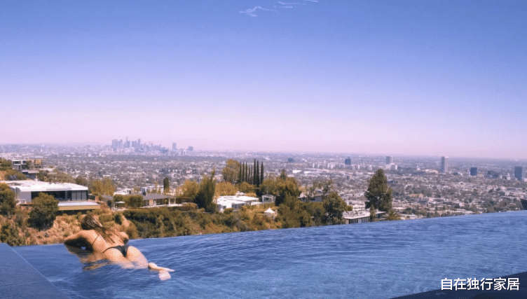 福原爱|参观王思聪的2亿豪宅，门口停的豪车，普通人一辈子都买不起