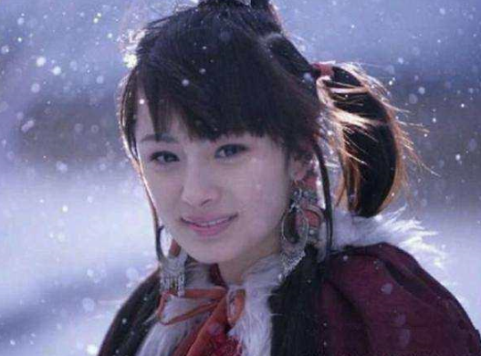 张柏芝|刘亦菲：这是我的18岁，张柏芝：这是我18岁，杨幂：麻烦让让