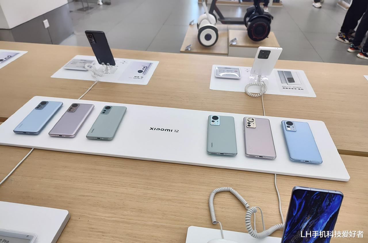 苹果|十三香名不虚传！苹果蝉联国内手机市场销量冠军，iPhone 13太稳了