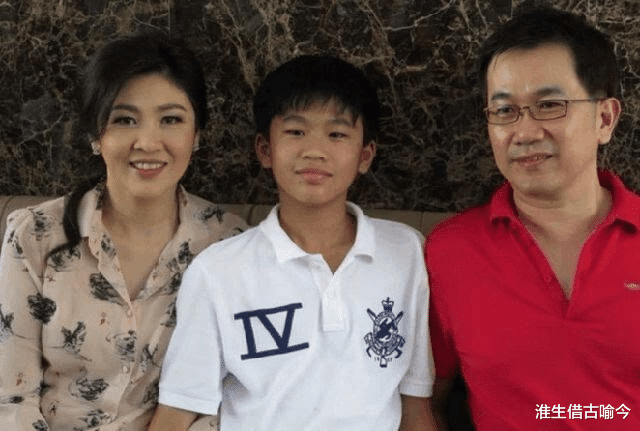 老挝|华裔泰国最美前总理英拉：未婚却被男友宠爱26年，在中国当董事长