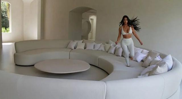 讲真的 | Kim和Kanye都有新欢了?!2000万美金装修的豪宅怎么分