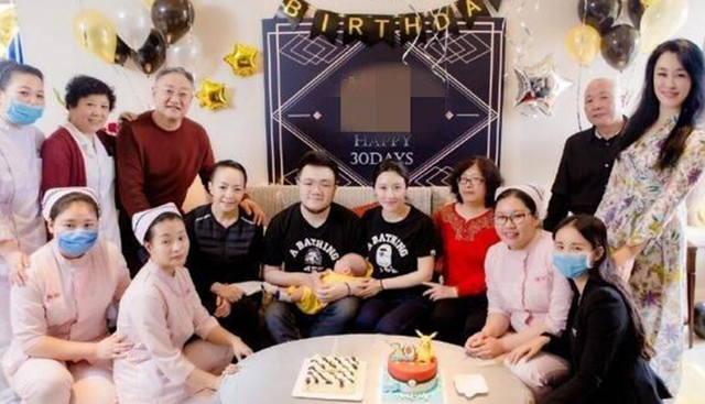 宋丹丹|宋丹丹儿媳晒健身视频,火辣身材引关注,因大老公7岁遭婆婆反对