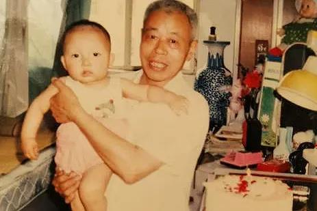 姚策|姚策到底长得像谁？来，看看就知道！