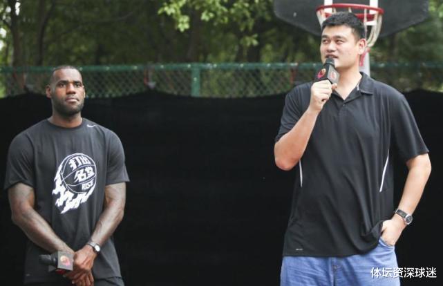 姚明|姚明NBA生涯面对极具统治力的詹姆斯，11次交手战绩和数据如何？