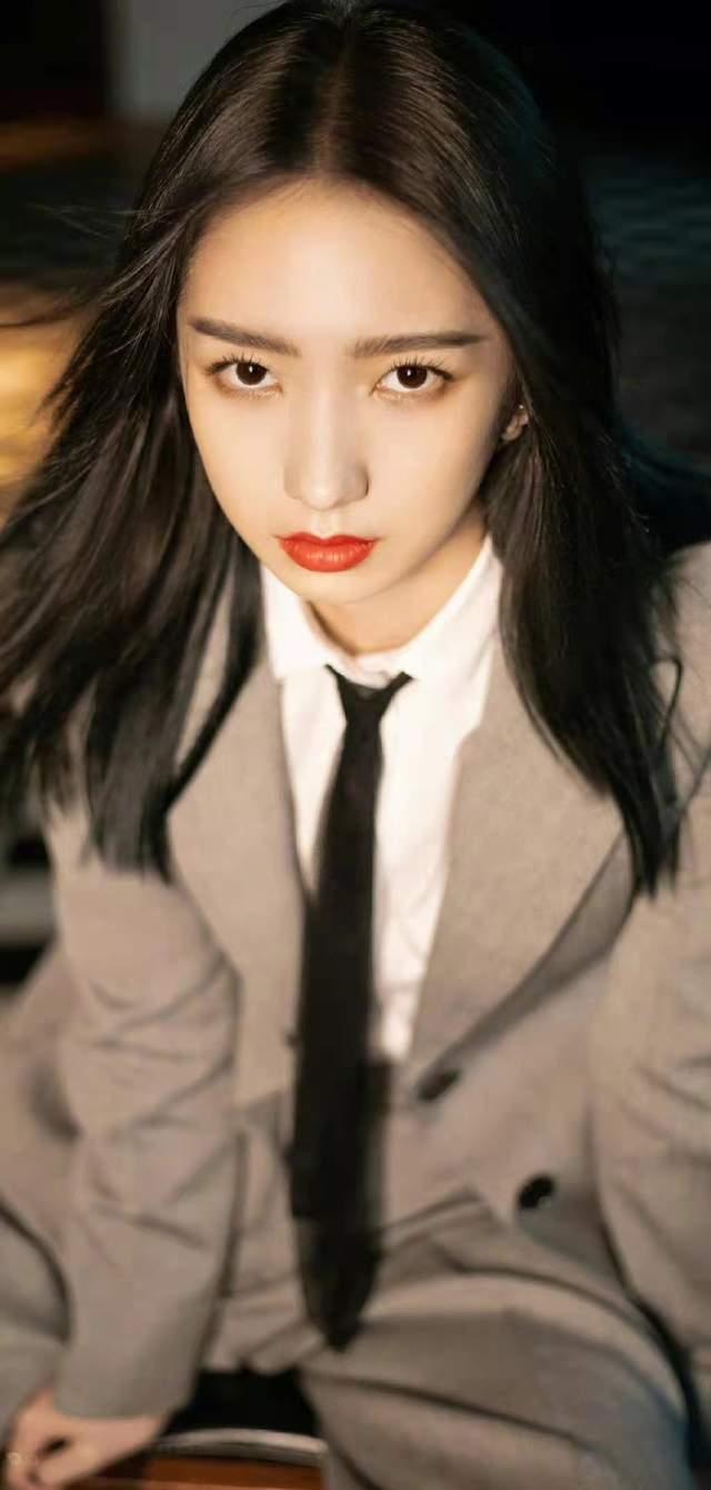 徐晓峰|孟美岐再遭重锤，女星曝聊天记录并非第一次插足，8月开房7次