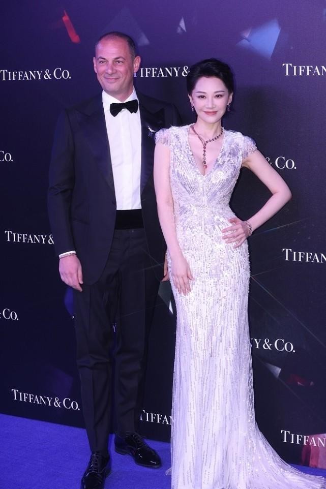 许晴|许晴杨洋同框梦回花少2，许晴52岁的状态太好了，一点不输杨洋