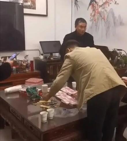 朱之文|陈亚男的高傲，朱单伟的懦弱，其实都是朱之文一手造成的！