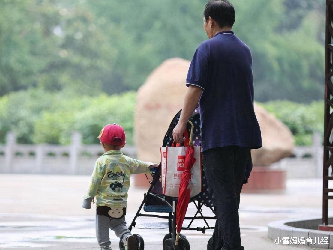 小雪妈妈育儿经|三胎政策放开,“带娃主力军”老人们怎么说?和你想得不太一样