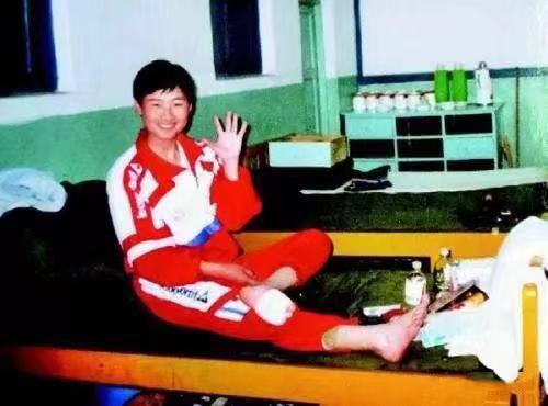 航天员 还记得我国首位女航天员吗,曾返回地球后基本没露面,现状怎样