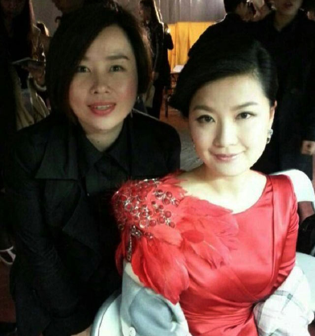 主持人|陈蓉4岁还不会说话，却成为了一名主持人，她的双胞胎女儿好可爱