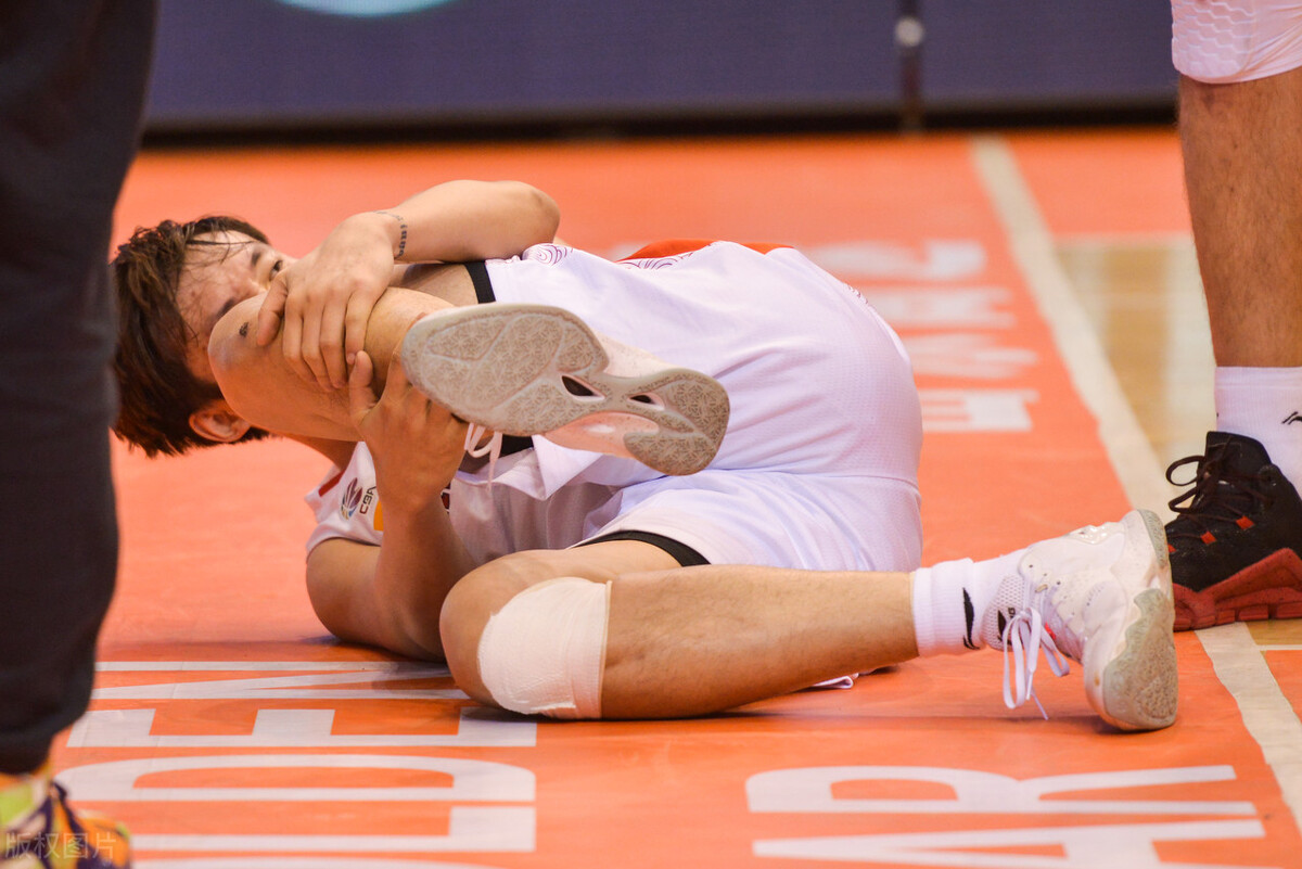 丁彦雨航|一副好牌打得稀巴烂，被国家队淘汰后小丁与睢冉全面闹掰