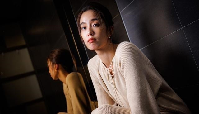 新垣结衣|娱乐圈究竟有多乱？32岁女星被邀请去酒店，刘嘉玲曾被绑走3小时