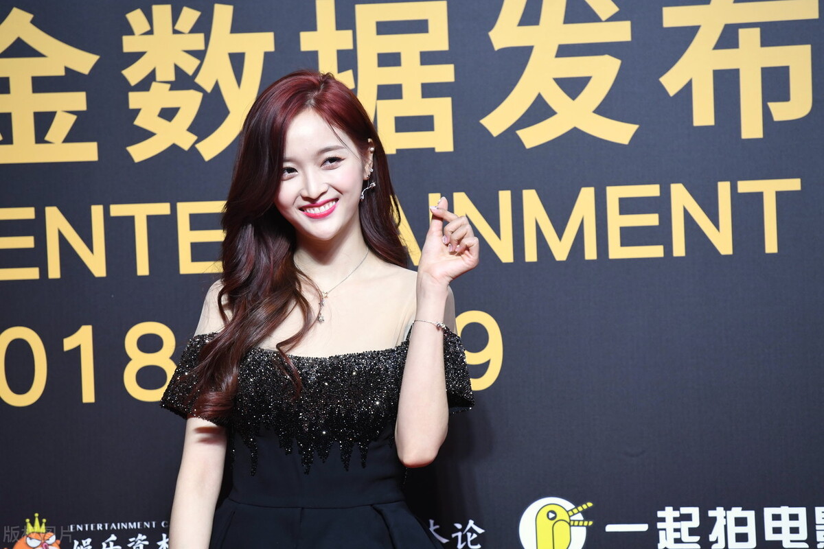 樱语沐小屋 集资应援一天230万,饭圈产业如此成熟,韩圈更疯狂