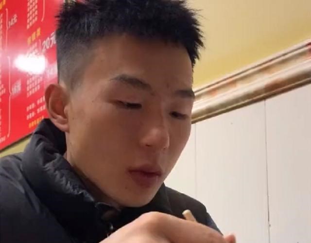 云南女孩问男友她有什么变化,男友绞尽脑汁全答错,网友哭笑不得
