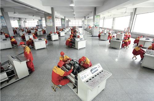 自然堂 从蓝翔走出的他们