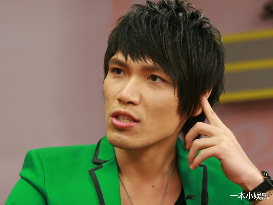 演唱会|他开演唱会迟到足足120分钟，不仅忘词还耍大牌，如今彻底凉凉了