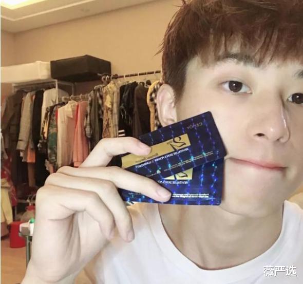 减脂 林志玲的颜值也裂了，最新近照撞脸张萌，美颜过度脸部浮肿不自然