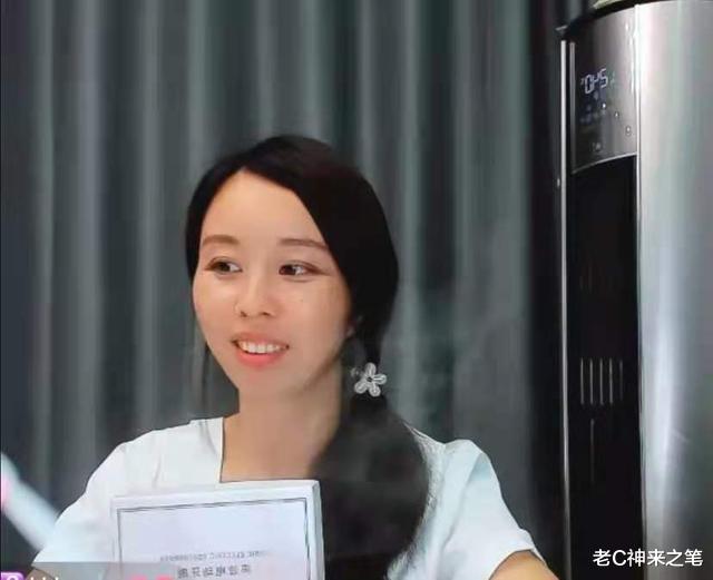 元气少女|熊磊错失流量天花板,如今进场带货,再也比不过田静