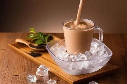 小贺法援 网上找的加盟项目，签合同发现不对劲，怎么退加盟费？