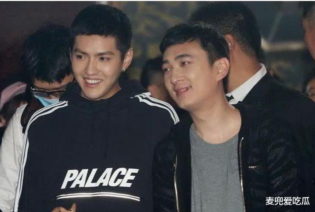 北美|与王思聪互关后？都美竹再次晒美照，对镜头撒娇自称甜美女孩