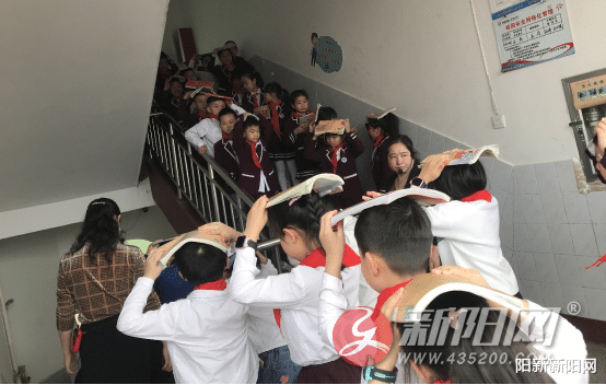 阳新新阳网 实验二小开展2021年春防震、防火应急避险演练活动