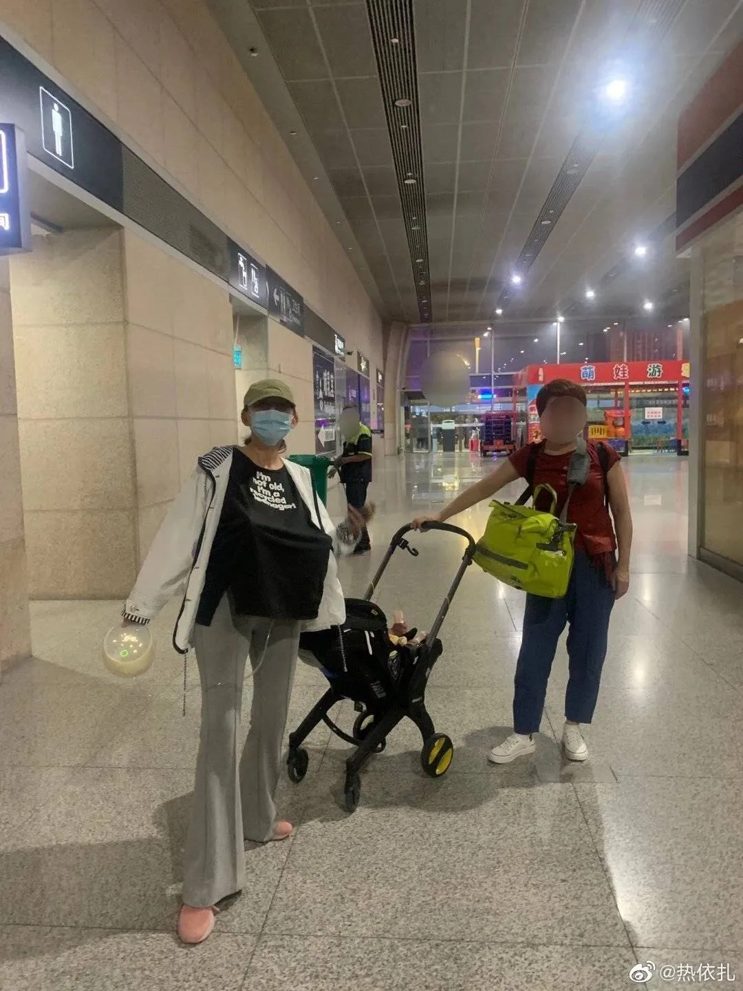 |“疯女人”热依扎,揭开了女人恐婚恐育的真相