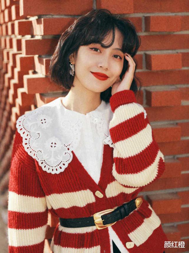 颜红橙 冬天穿衣一定要来件复古红，典雅高级又有代入感，上身之后就很美