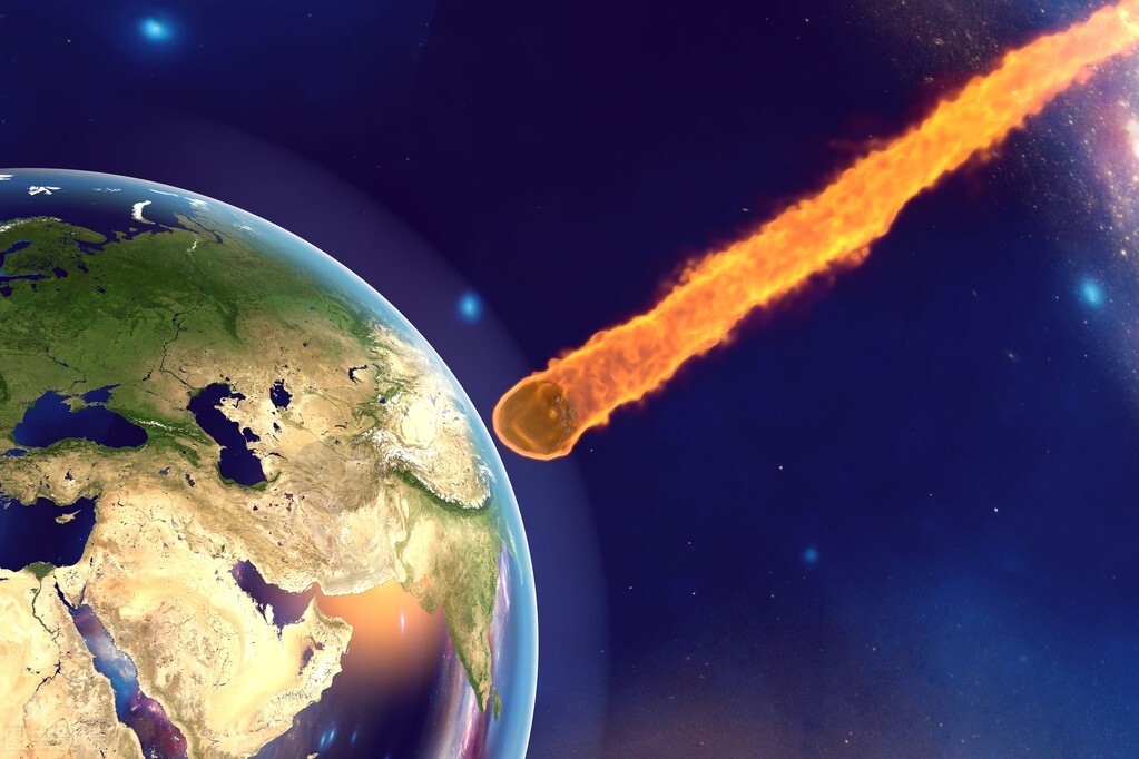 陨石 巨大火球照亮夜空，直逼地球，人类到底有多危险？