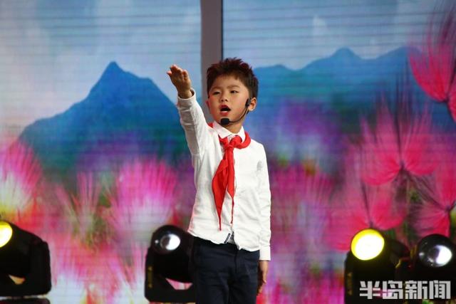 半岛新闻客户端 唱支山歌给党听