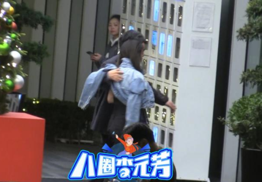 王岳伦|王岳伦醉酒搂美女回酒店，次日拥抱告别，一月前和李湘为女儿庆生