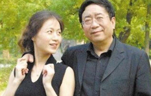 茶余饭后一点酒|娶了小30岁保姆，新婚夜，媳妇让我滚出房间