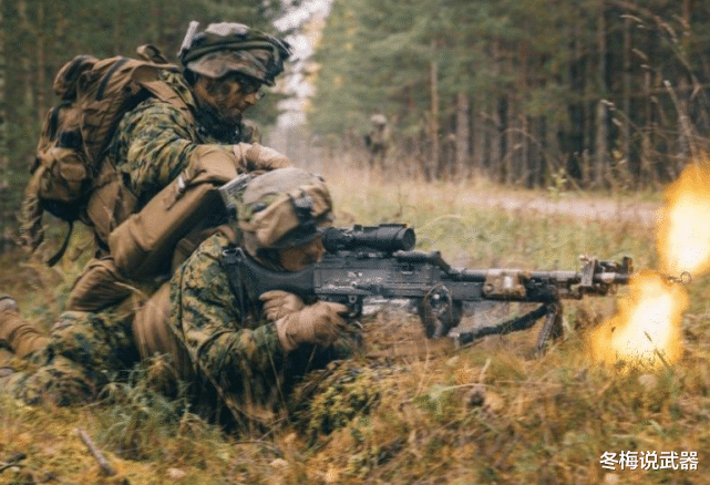 狙击手|真实战场上，狙击手的首要目标是敌方指挥官？这是最傻的做法