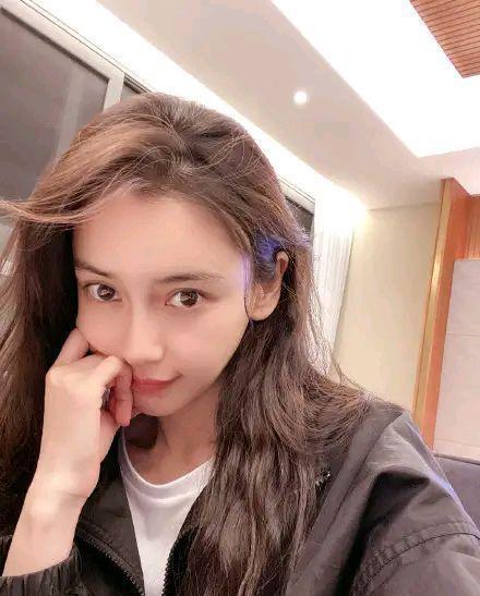 黄晓明|圈内人曝料黄晓明baby现在的关系，baby想离，黄晓明不同意