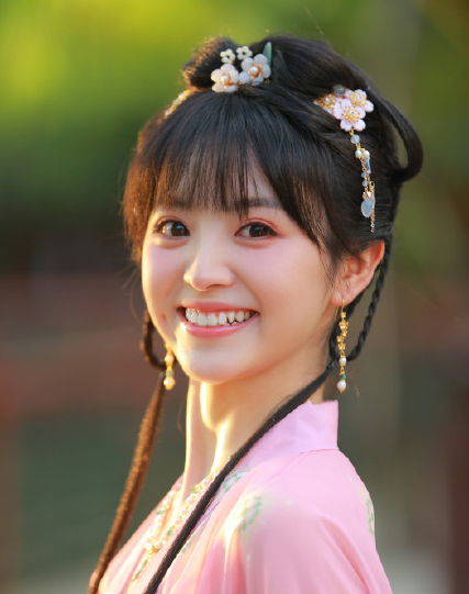 田曦薇|《香蜜》续作女主惨遭换角？正主亲自出来辟谣：没人稀得炒热度