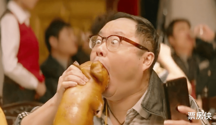 贾静雯|22年春节档票房大战：沈腾一人三片有望夺票房之王，易烊千玺黑马预定