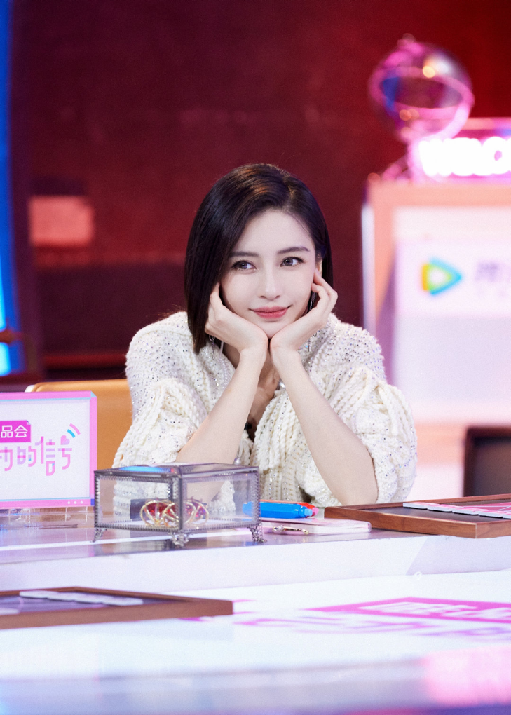 Angelababy|Angelababy发文回顾心动的信号,太感动了