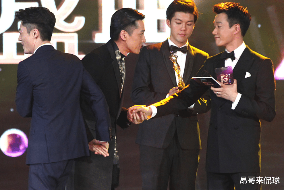 霍建华|曾经的顶级流量演员,如今沦落到无戏可拍的境地,他究竟得罪谁?