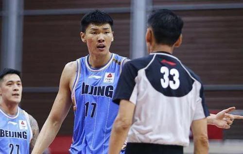 全运会|2米19,2米25!2分,易建联接班人打全运会都变得费劲,他才29岁啊