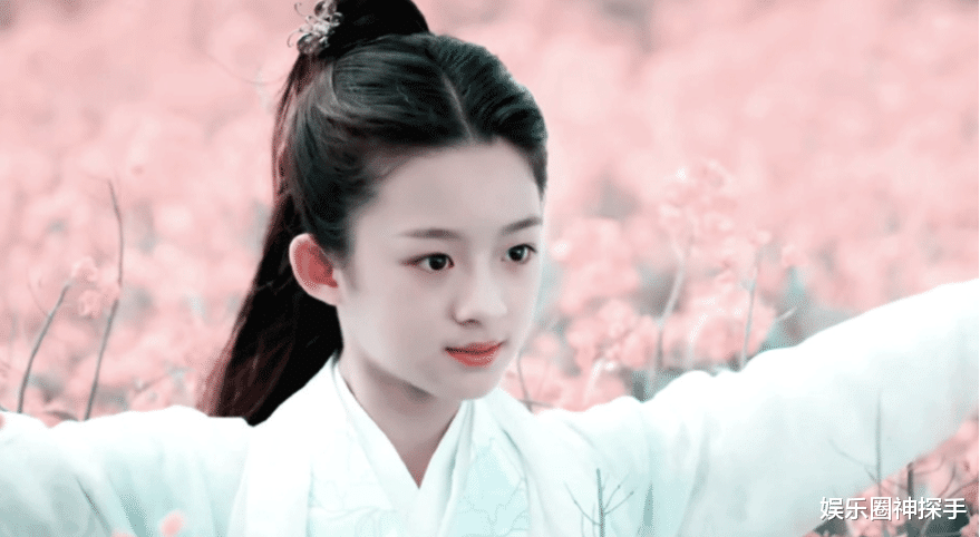 黄杨钿甜|嘉行旗下的这名小演员，出演3部热剧却不红，今10岁长成小美女