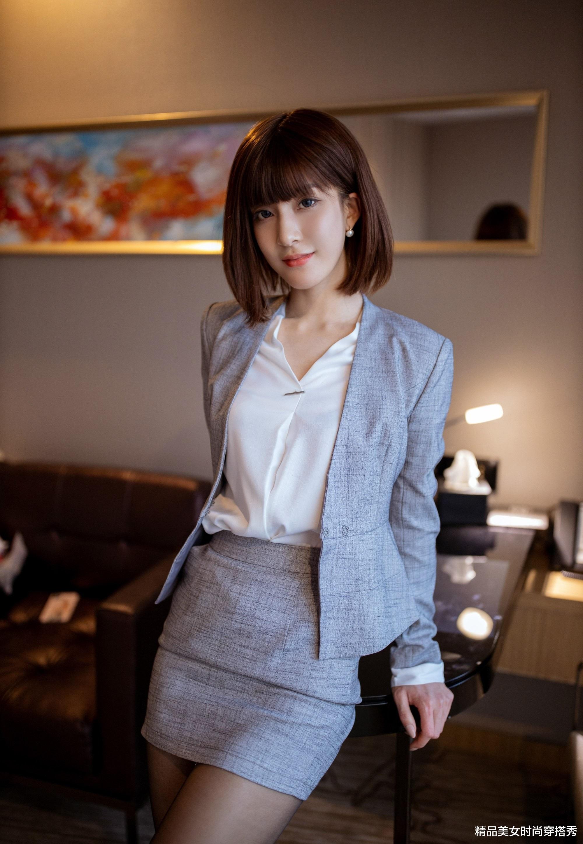 |西装套装是职场女性最好的入门单品，简单又自带气场穿出高级气质